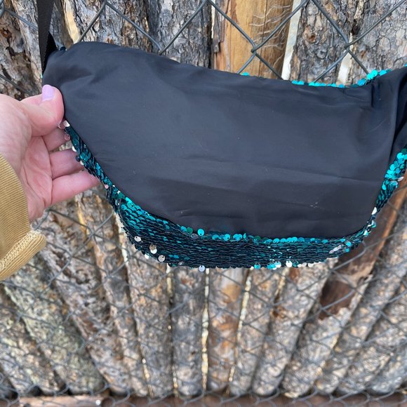 Sequin Fanny Pack - Picture 4 of 7